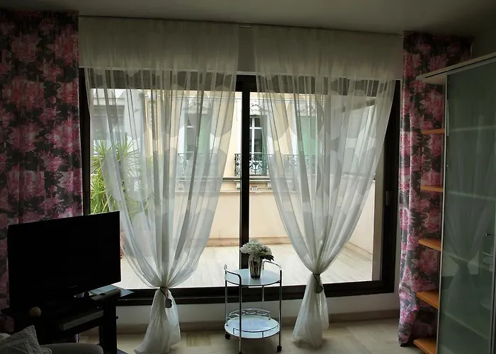 Gray D' Albion شقة كان